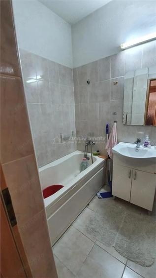 Apartament cu o camera - etaj 3 - balcon - parcare - 6