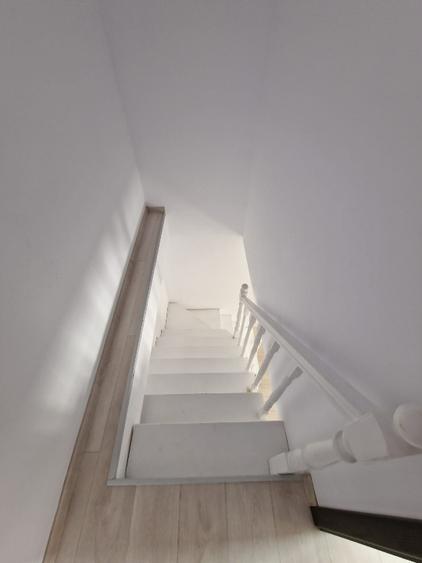 Apartament inchiriere 3 camere 350Euro  Cug Valea Adanca, complex Nicole Residen - 10