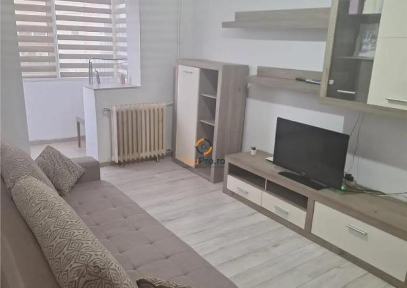 Garsoniera cu balcon etaj 1 zona Buziasului - 3