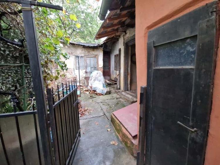 Casa cu teren in proprietate - Investitie - Metrou Piata Muncii - 3