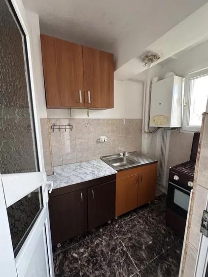 Garsoniera etaj 2/4, zona Galata - 4