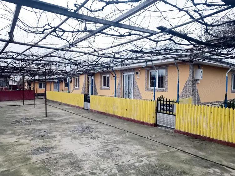 Casa la cheie cu 10 camere,1330 mp teren, in Munteni, Galati - 10