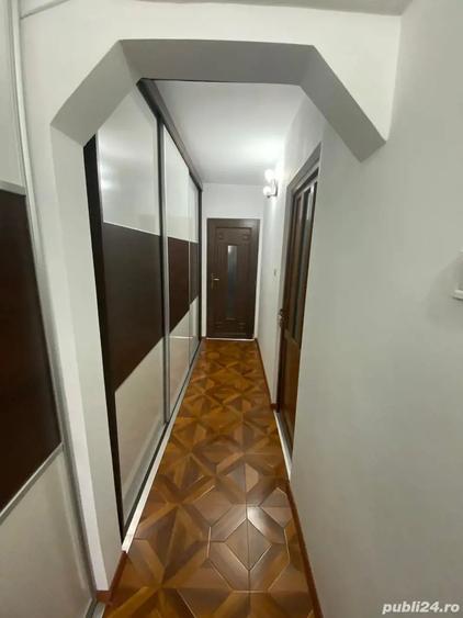 Vand apartament 3 camere Micro 3 - 3