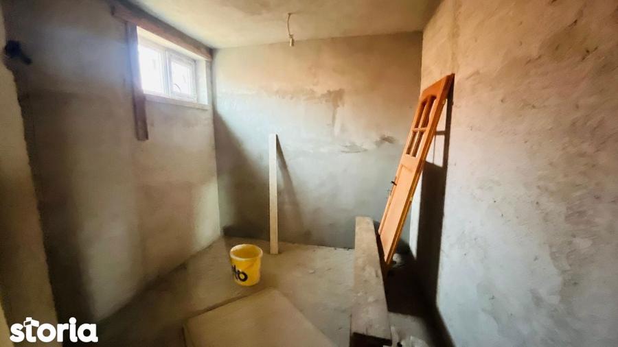 Casa De Vanzare In Petresti-Sebes, Str. Mihai Viteazul - 5