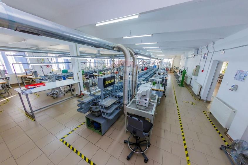 HALA  VANZARE de 1100mp in Baia Mare - 8