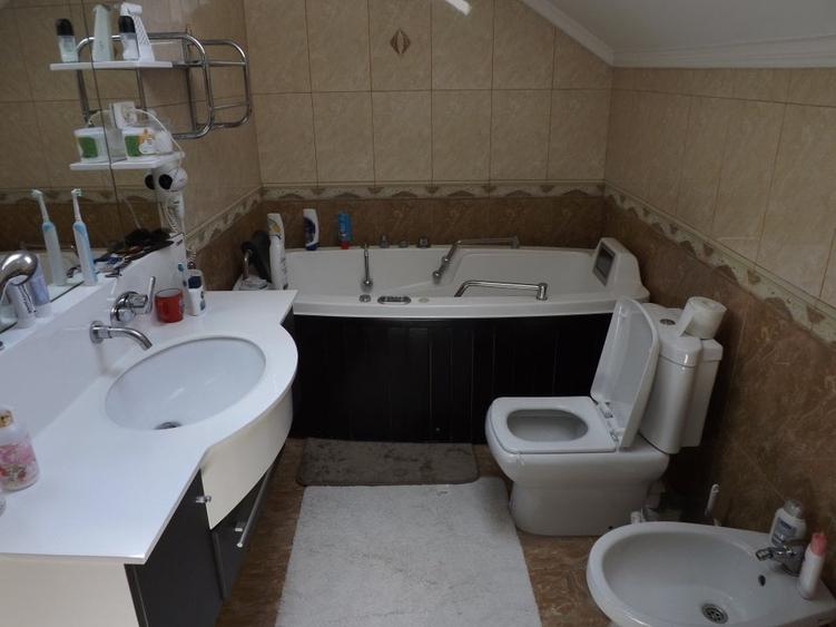 Casa de vanzare Bunloc - 14