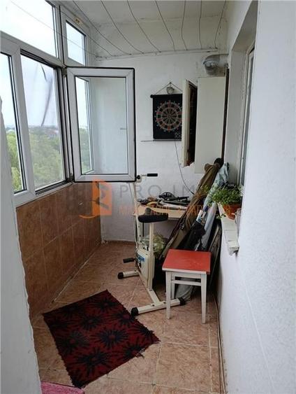 Apartament 3 camere confort 1 decomandat zona Brosteni - 13