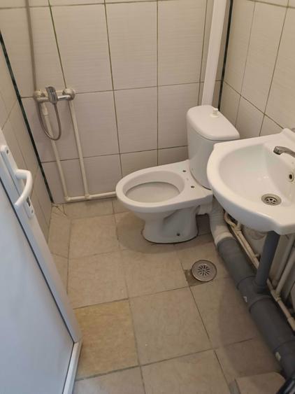 Garsoniera confort 3 Rahova Etaj 2 renovata(parchet nou,zugravita,boiler apa calda,retea gaze pana la vecin) - 1