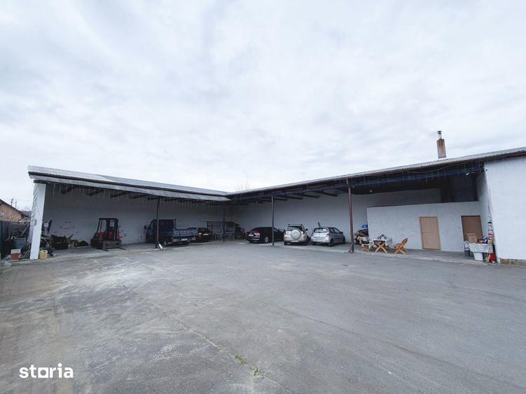 Spatiu comercial si locuin?a DE VANZARE, str. C.F.R - 7