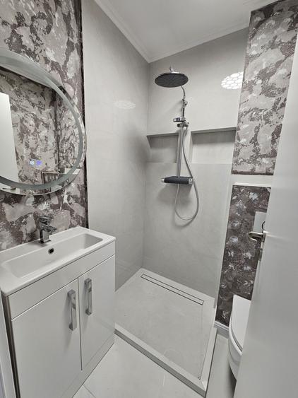 Apartament deosebit cu 4 camere,situat in centrul orasului Arad - 2