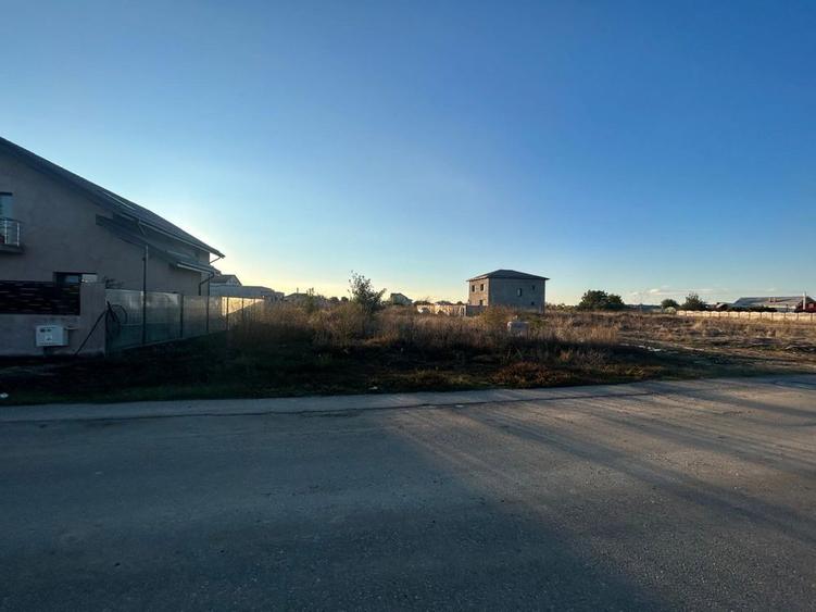 Teren intravilan - 3