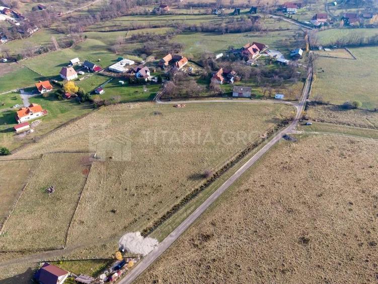 Teren intravilan parcelabil, priveli?te spre mun?i, Sohodol, Bran - 9