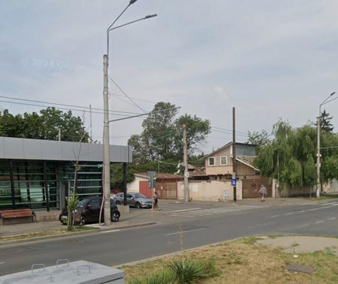 Casa 4 camere zona bucuresti noi metrou straulesti pentru muncitori - 1