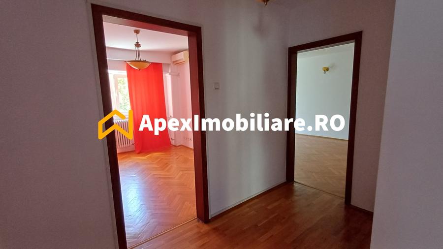 Apartament 4 camere de vanzare Unirii Parcare Privata / Garaj - 21