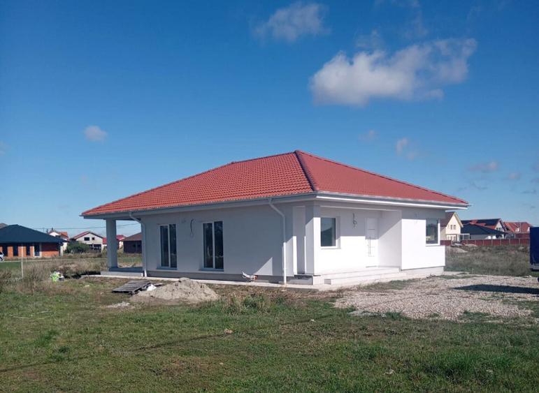 Casa finisata si mobilata in Sanmartin, aproape de Baile Felix - 7