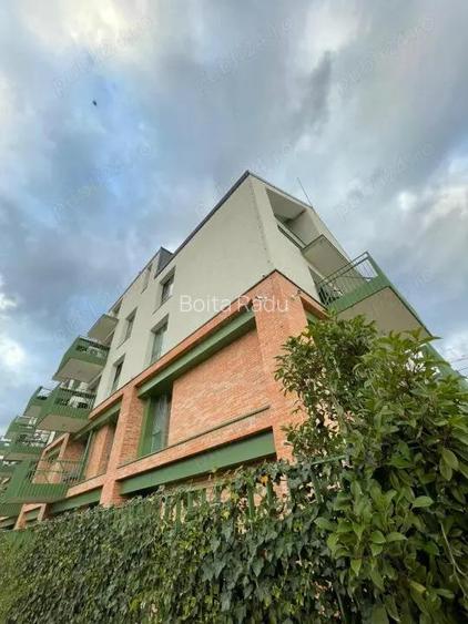Apartament modern de inchiriat The Lake, Sibiu Apartament modern de inchiriat The Lake, Sibiu