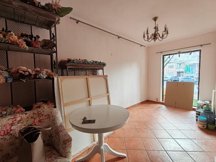 Apartament 3 camere Zona  Zizinului ! - 1