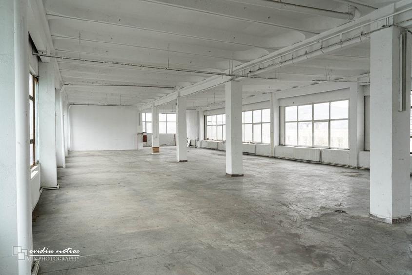 Spatiu luminos in P-ta 1 Mai - 1