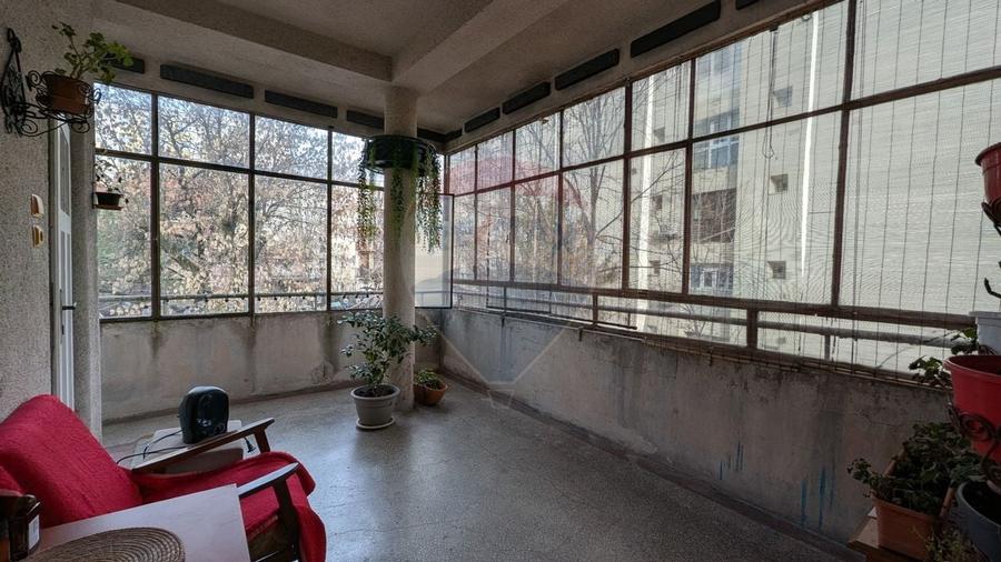 Vânzare Casă / Vilă cu 11 camere  în zona Iancului - 53