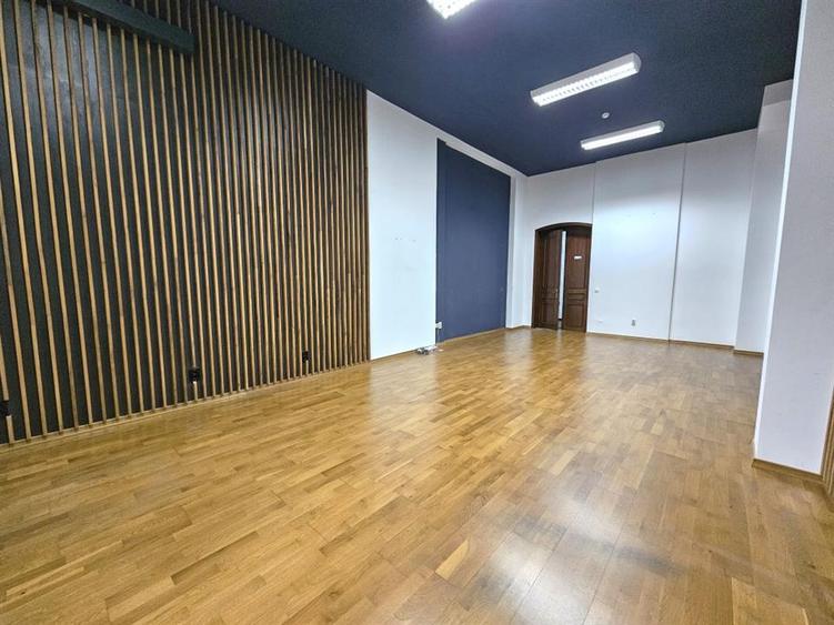 Spatiu Birou, Pietonal Stefn cel Mare, cladire istorica - 4