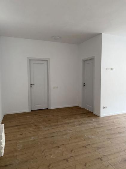 Apartament doua camere+loc de parcare Rm Valcea - 1