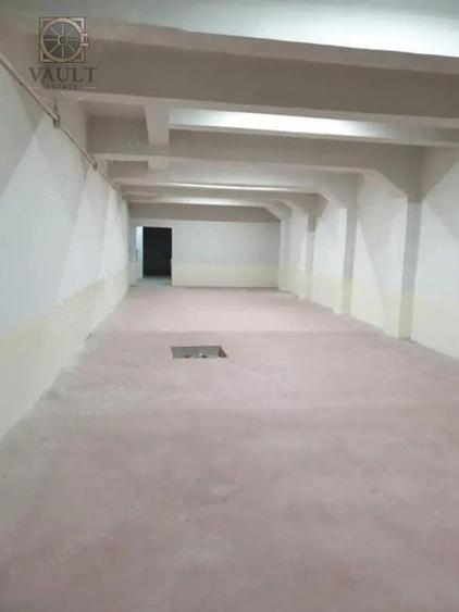 Spațiu comercial, de 600 mp, în Gara de Est