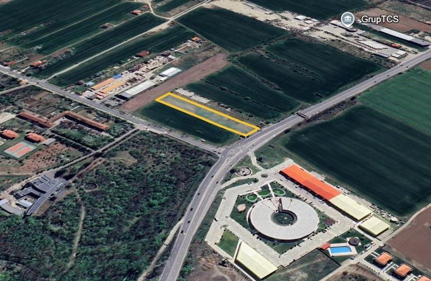 Pret redus! 5000mp intravilan Snagov Plaza,  28 ml - deschidere DN1 - 6