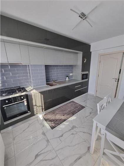 Apartament cu 2 camere decomandat, mobilat în Cuza Vodă