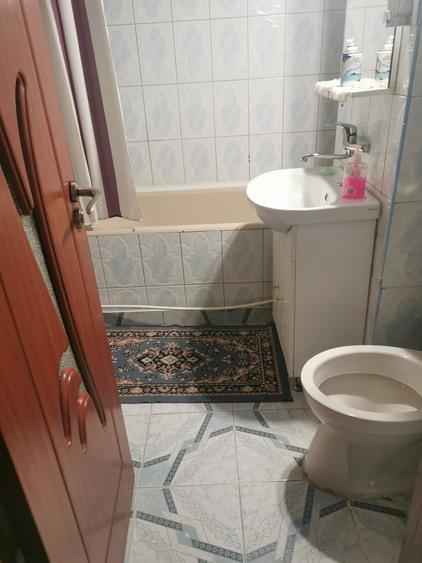 Vand apart.3 camere str.Motorului 4 - 4