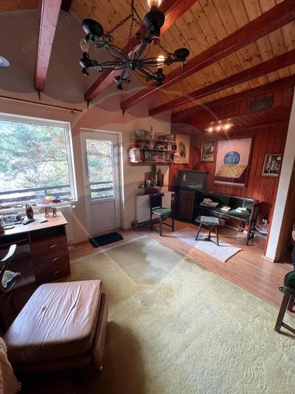 Casa cu poveste in Zamora, Bu?teni - 1