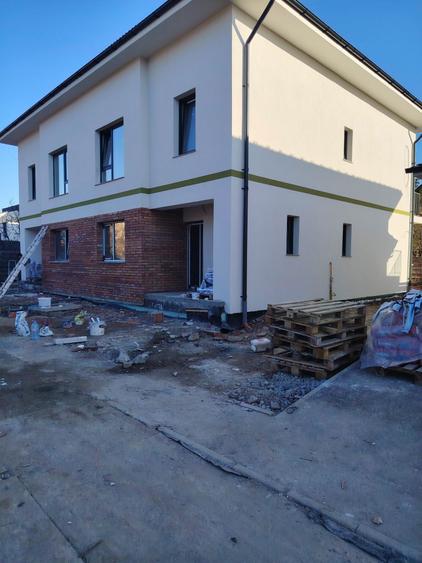 Persoana fizica vand duplex - 1