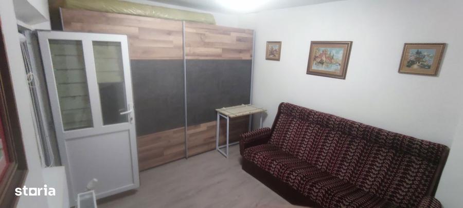 Casa renovata, utilitati complete (Gaz) + 1900 mp teren Scurta, BC - 3