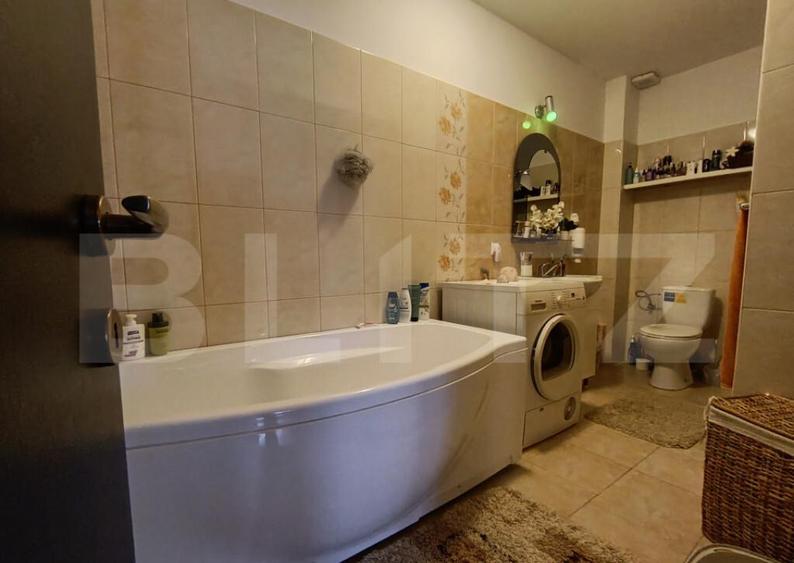 Apartament cu 2 camere ?i living in suprafa?a de 81 mp - 6