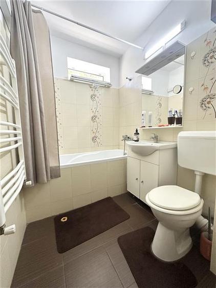 Apartament 3 camere, Spatios, zona Tomis 2 - 8