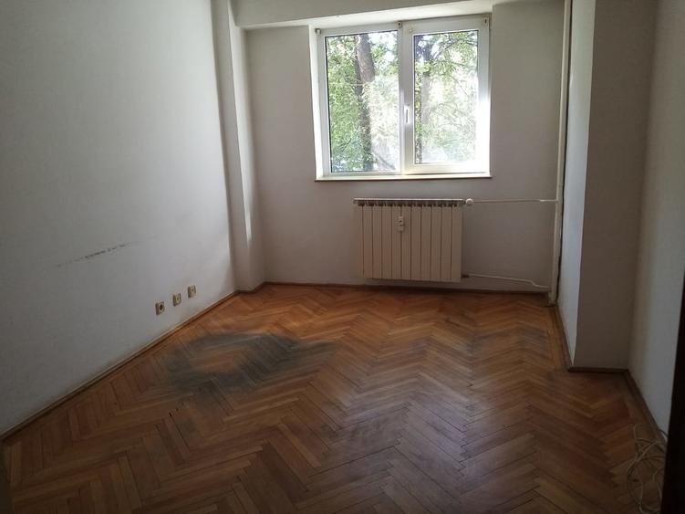 Gheorghe Sincai, Tineretului - 4