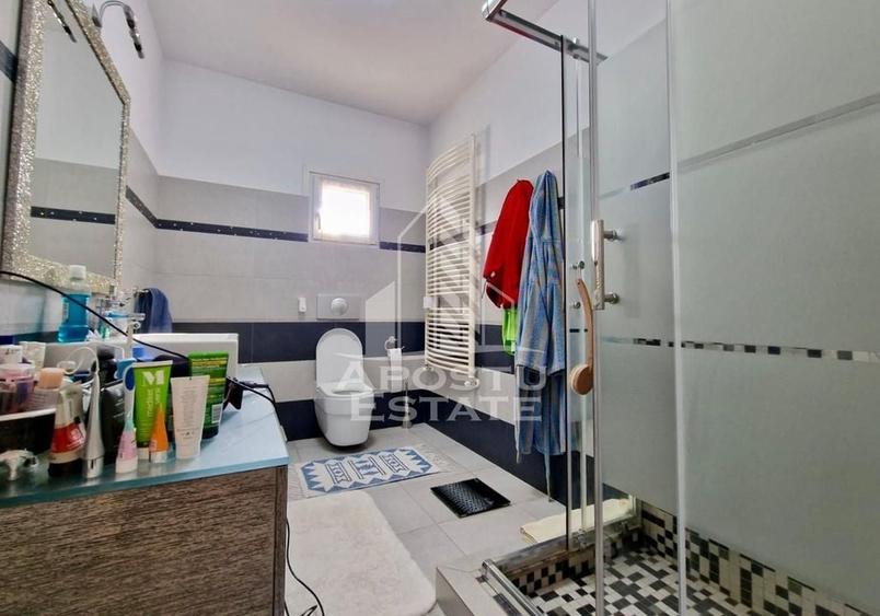 Vila cu terasa si piscina in Zadareni - 51