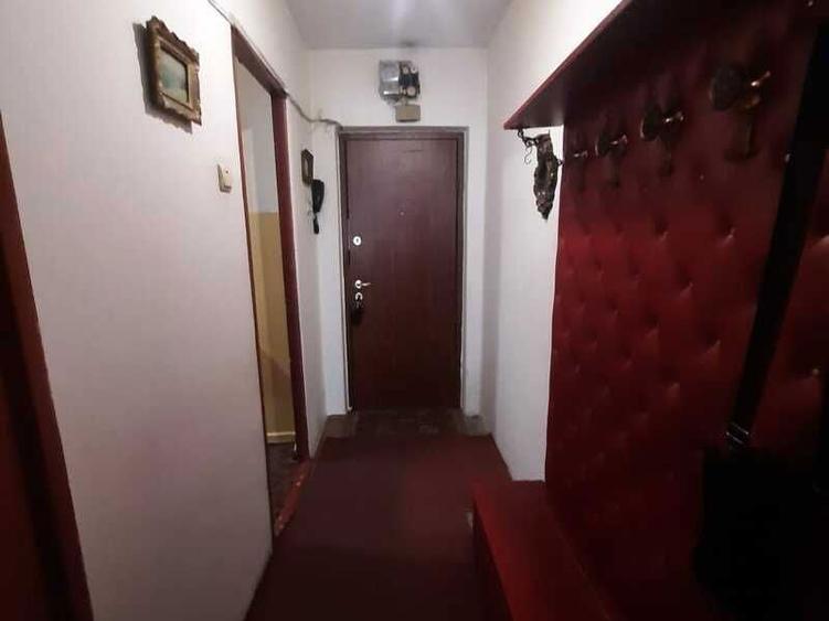 Piata Gorjului chiar la metrou in exclusivitate - 4
