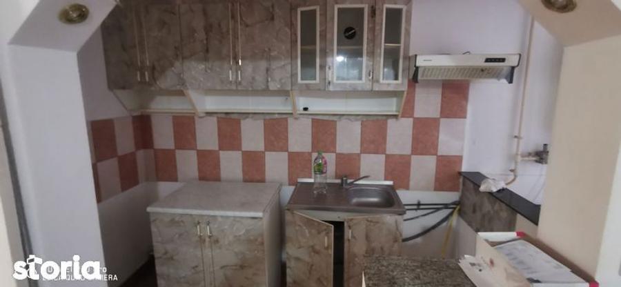 Garsoniera de vanzare in zona pod - 1