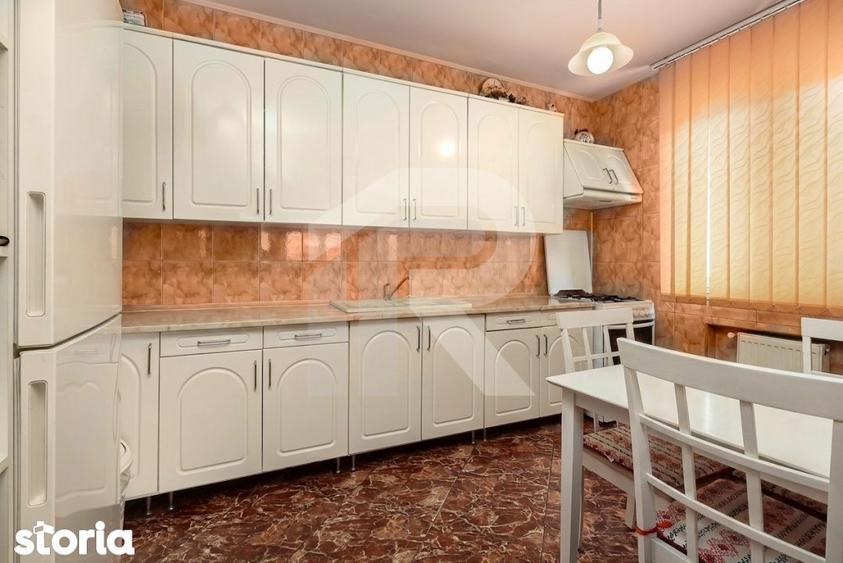 Casa spatioasa cu vedere la Lacul Grivita | 5 dormitoare | teren 793 m - 12
