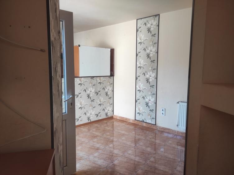 Trocadero - Casa 3 camere,  centrala gaze - 2