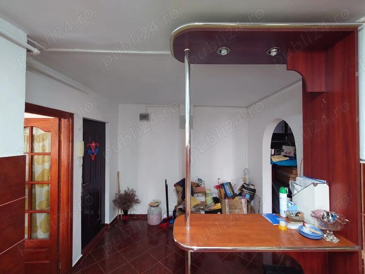Vand apartament 2 camere - 2