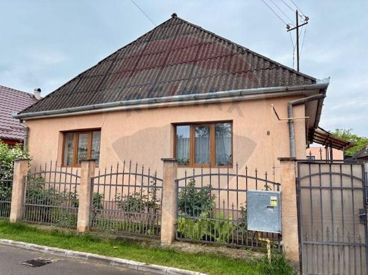 Casă / Vilă cu 5 camere de vânzare în zona Nord-Vest - 2