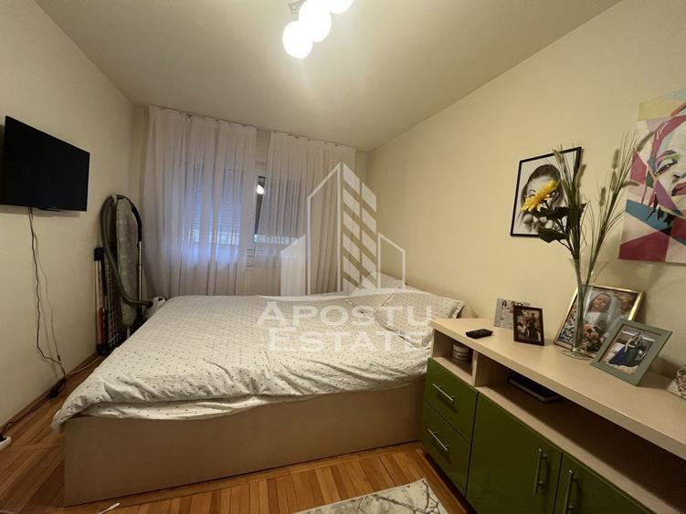 Apartament cu 3 camere, 2 bai,etajul 1, centrala ,renovat... - 8