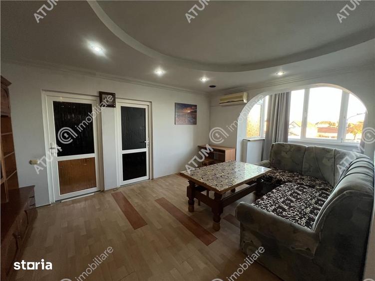 Apartament cu 3 camere decomandat în Terezian