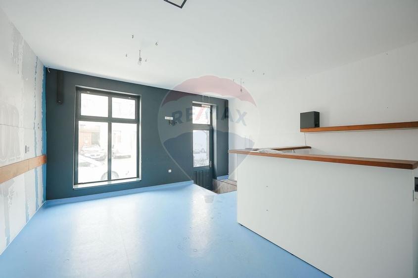 Spațiu comercial de închiriat - 44 mp - Ultracentral - 1