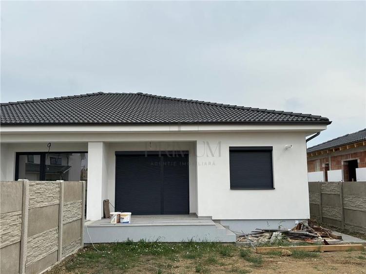 Duplex parter - posibilitate alegere finisaje - zona foarte buna - toate utilita - 2