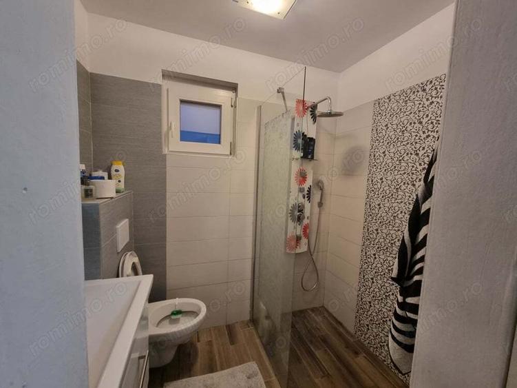 Casă cu 5 camere cu Teren 511 Mp în Ghiroda