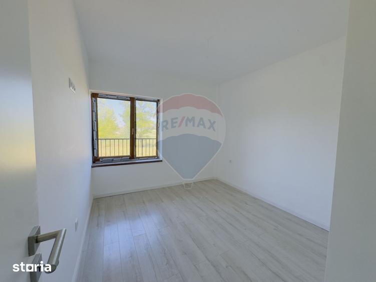 Apartament cu 2 camere decomandat în Oncea