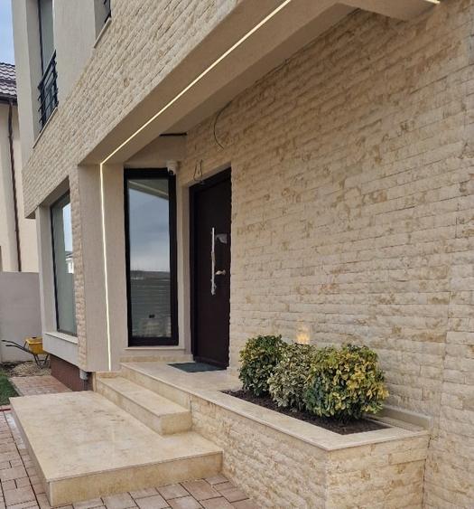 Vilă deosebită într-un complex de 40 vile închis cu porți culisante - 8