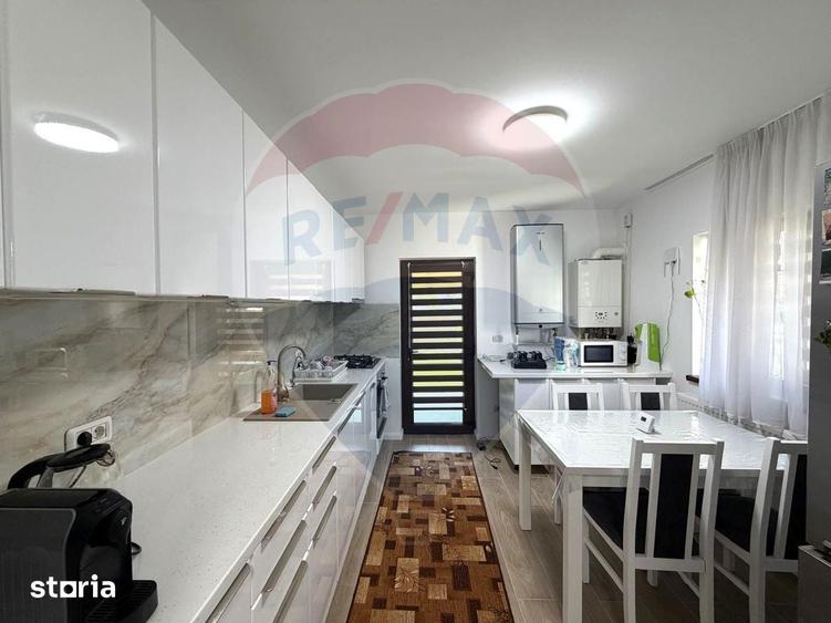 Casa / Vila cu 4 camere de vanzare comuna HEMEIU? - 6
